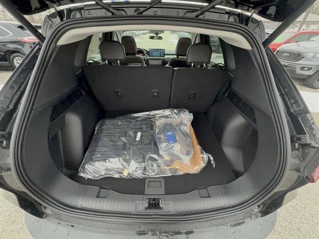 New 2026 Ford Escape SE image 4