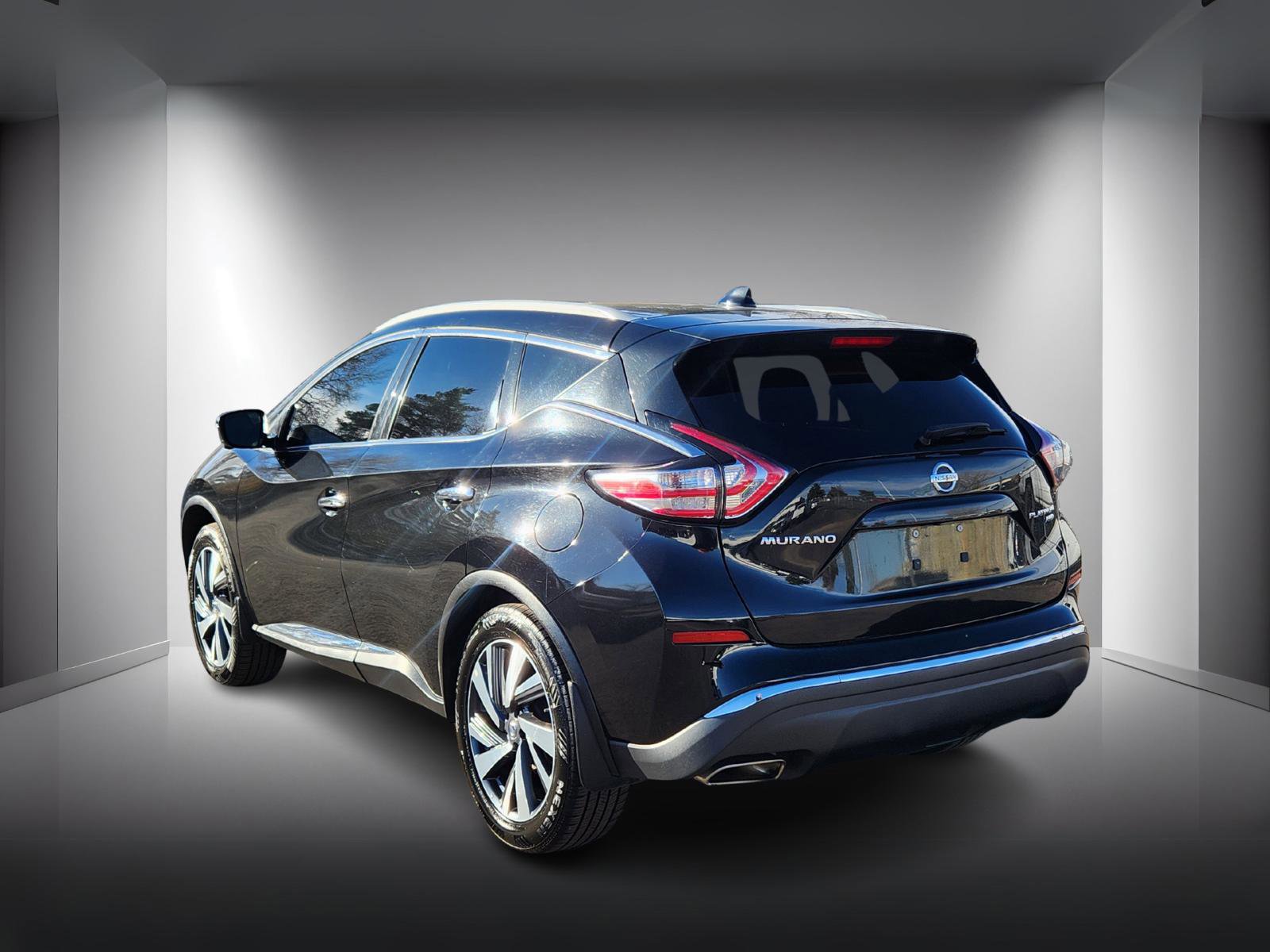 Used 2018 Nissan Murano Platinum image 3