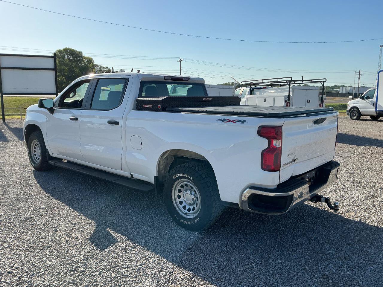 Used 2022 Chevrolet Silverado 1500 W/T w/ WT Safety Package AWD/4WD image 6