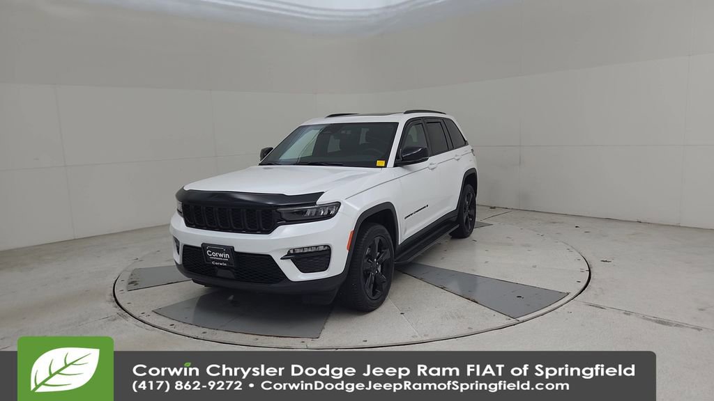 Certified 2025 Jeep Grand Cherokee Limited w/ Black Appearance Package AWD/4WD image 5