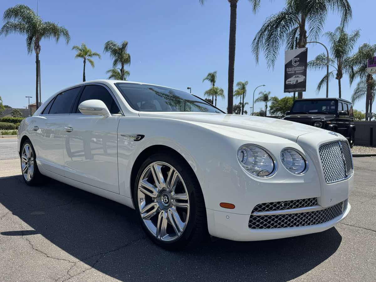 Used 2016 Bentley Flying Spur W12 image 9