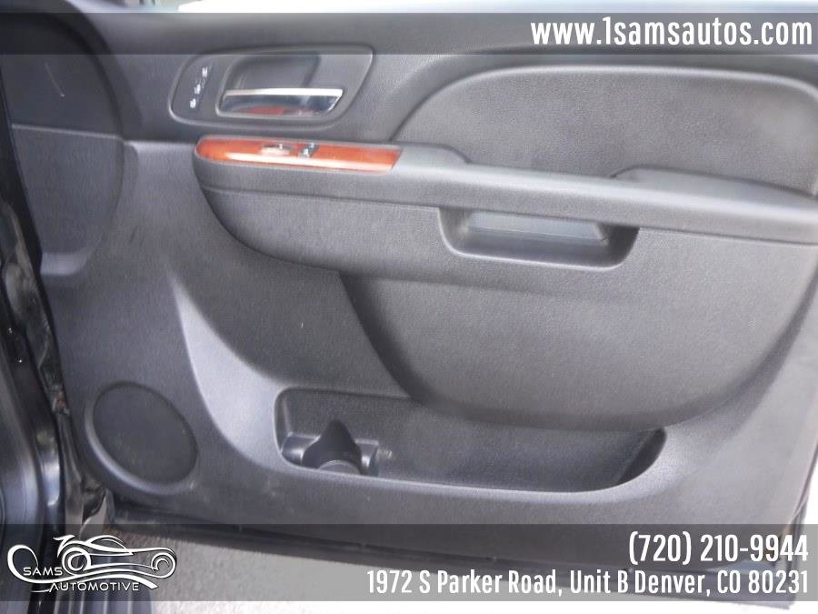 Used 2013 Chevrolet Avalanche LTZ image 37