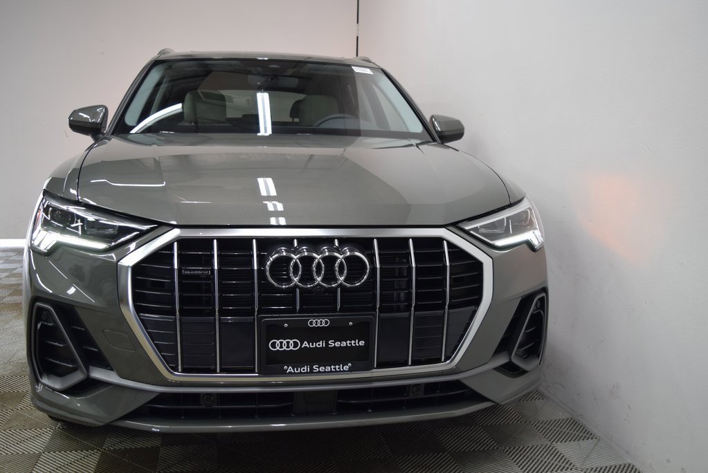 New 2025 Audi Q3 2.0T Premium Plus image 3