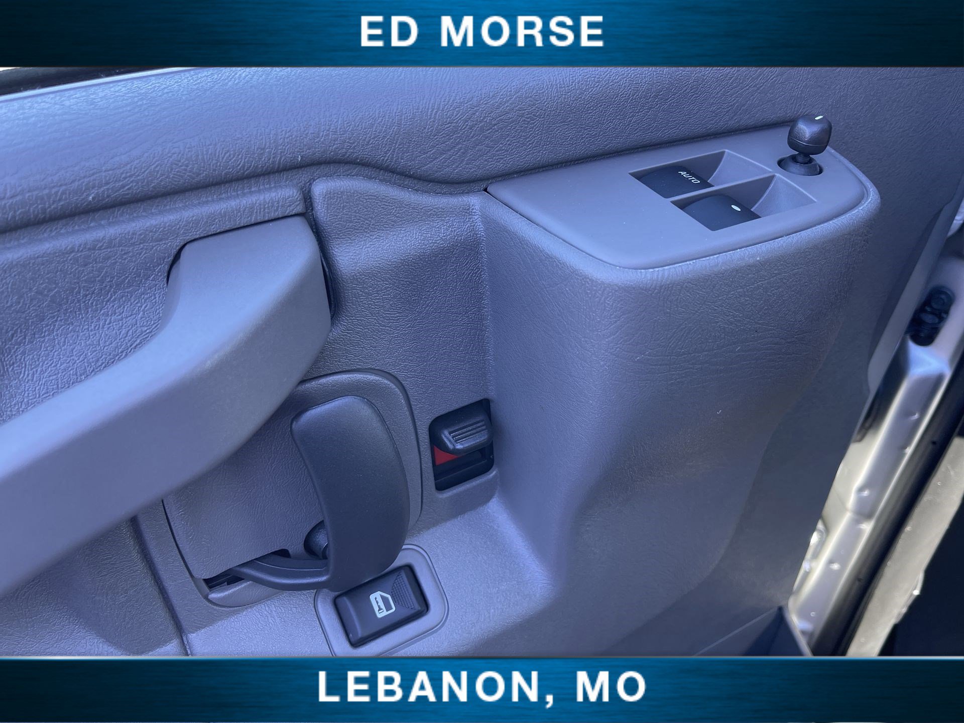 Used 2025 Chevrolet Express 3500 LT w/ LT Preferred Equipment Group image 14