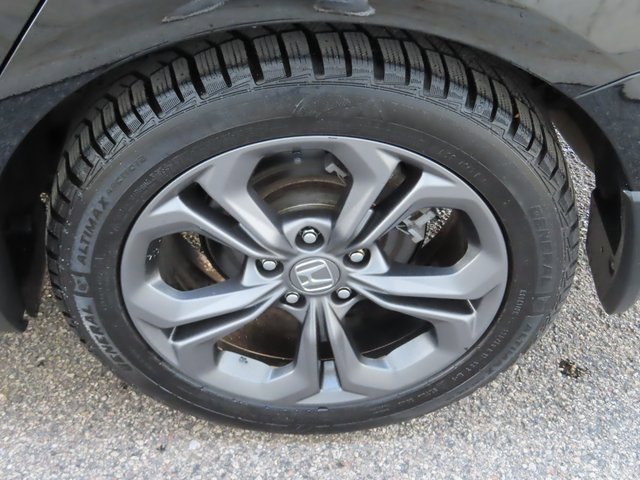 Used 2023 Honda Accord EX image 16