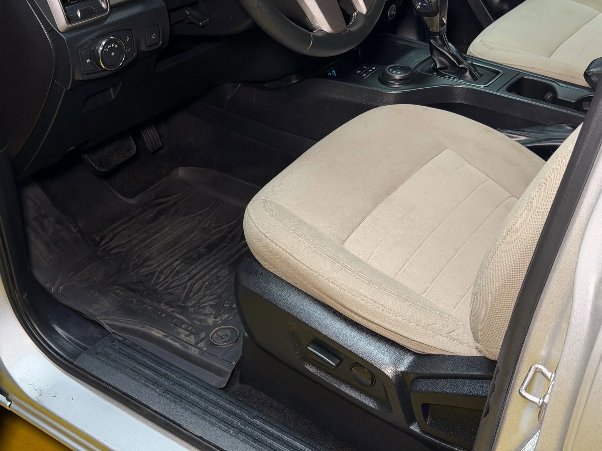 Used 2019 Ford Ranger XLT w/ Equipment Group 302A Luxury image 34