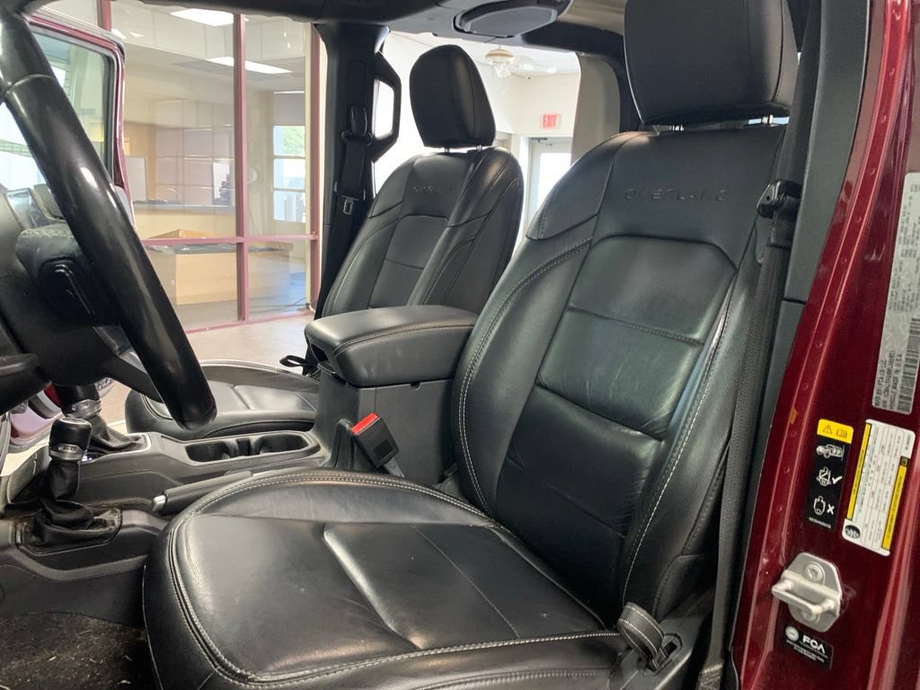 Used 2021 Jeep Gladiator Overland w/ Popular Equipment Package AWD/4WD image 9