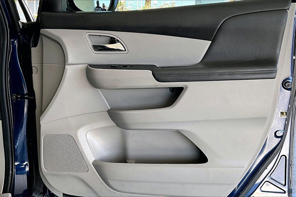 Used 2014 Honda Odyssey Touring image 29