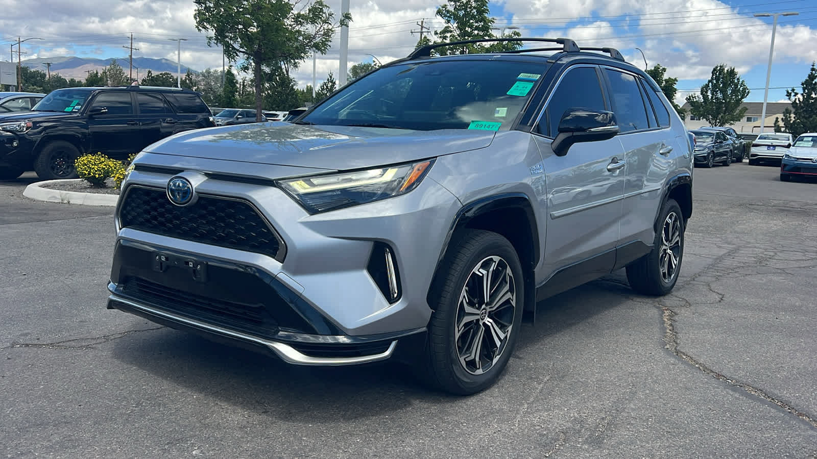 Used 2023 Toyota RAV4 XSE AWD/4WD image 1
