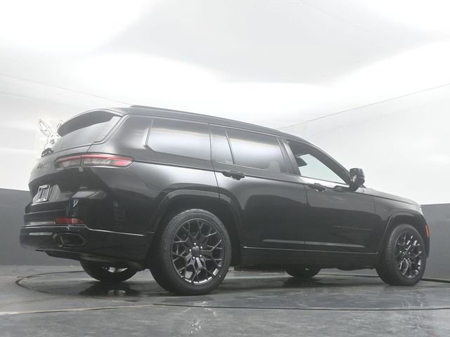 Used 2023 Jeep Grand Cherokee L Summit w/ High Altitude Package AWD/4WD image 36