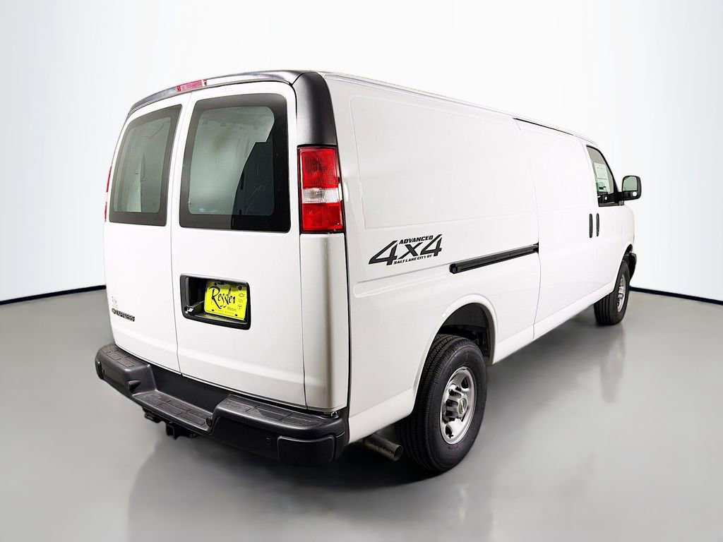 New 2026 Chevrolet Express 3500 Extended w/ Driver Convenience Package RWD image 5