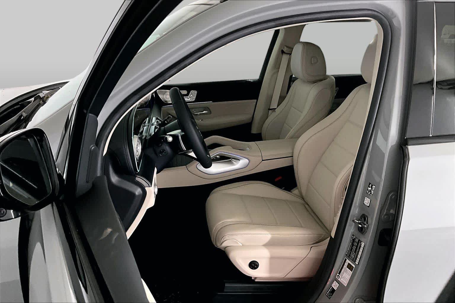 New 2027 Mercedes-Benz GLS 450 4MATIC image 14