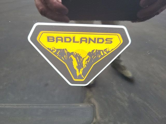 Used 2024 Ford Bronco Sport Badlands image 3