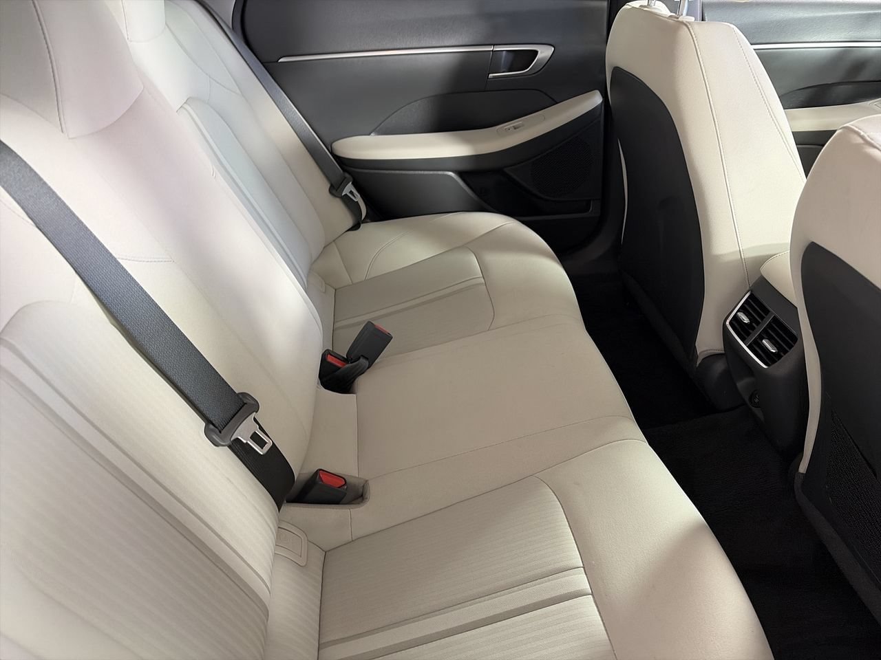 Used 2021 Hyundai Sonata SEL FWD image 24