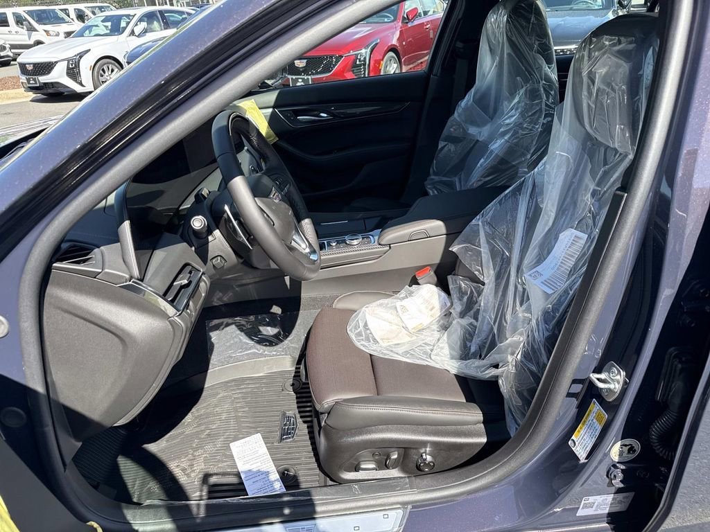 New 2026 Cadillac CT5 Sport w/ Technology Package RWD image 8