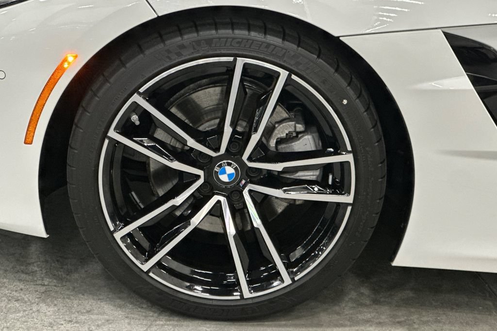 Used 2025 BMW Z4 sDrive30i w/ Premium Package RWD image 33