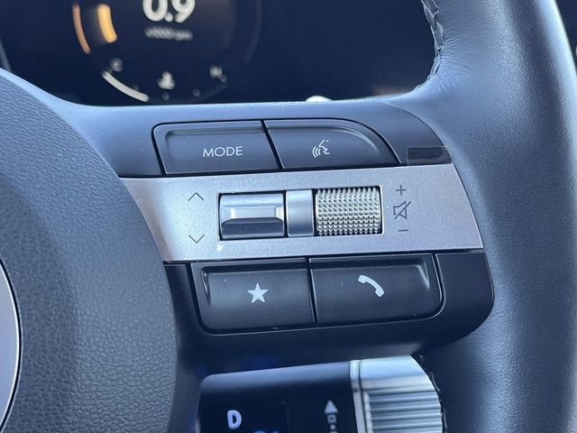 Certified 2025 Hyundai Tucson Limited image 32