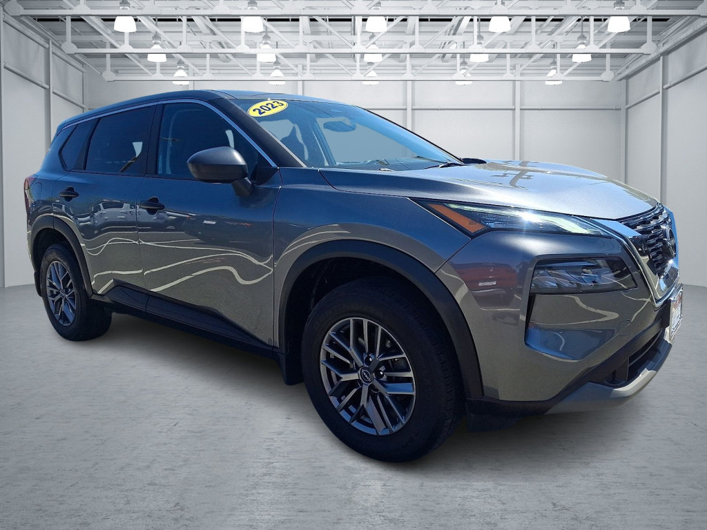 Used 2023 Nissan Rogue S AWD/4WD image 7