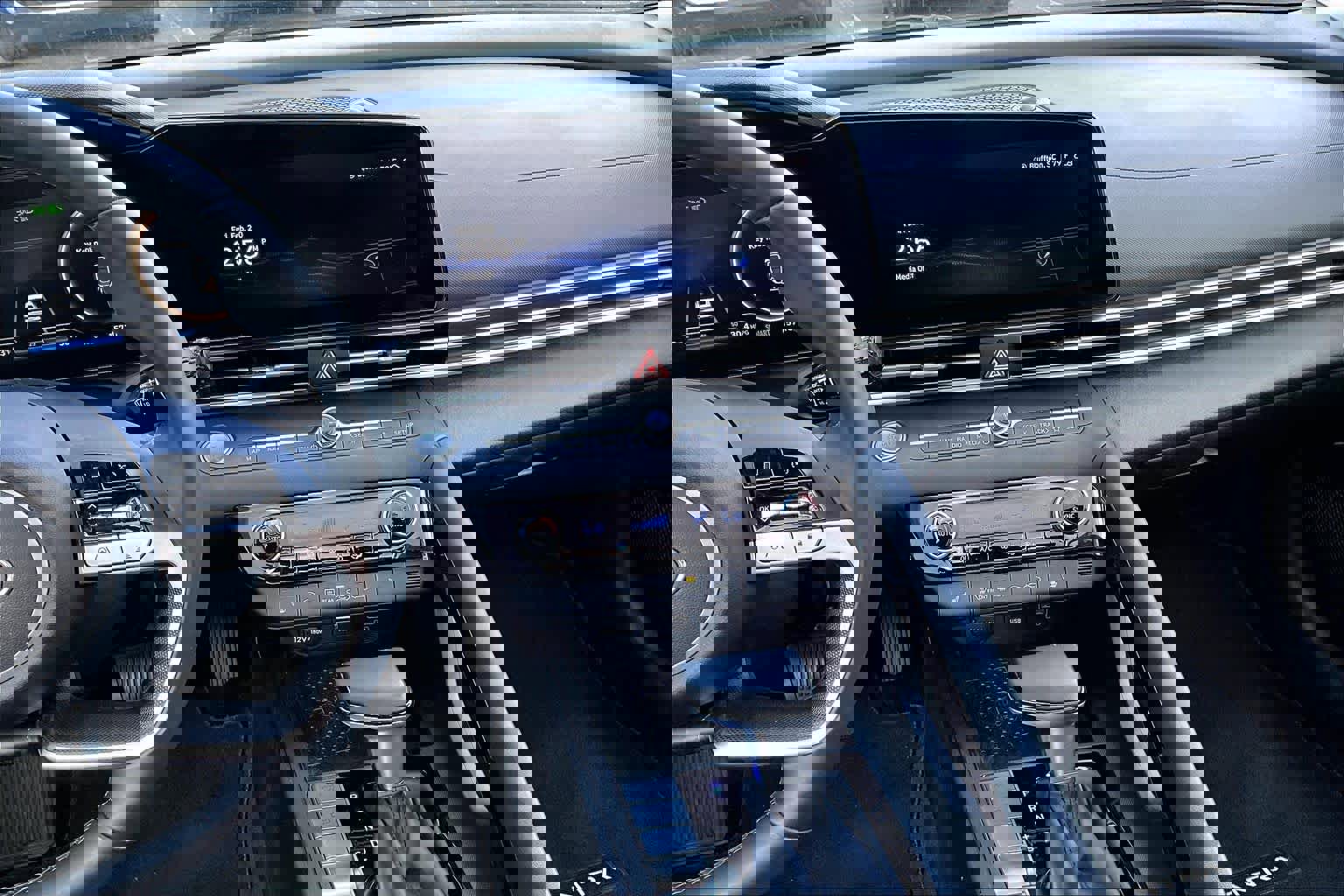 Used 2022 Hyundai Elantra Limited w/ Preferred Accessory Package image 7