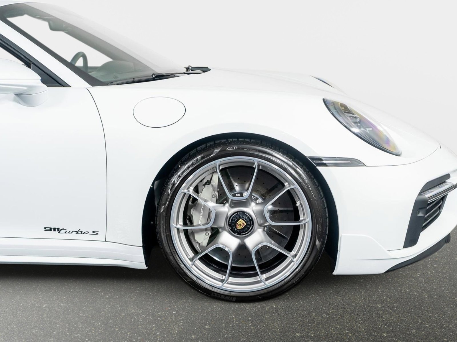 Used 2023 Porsche 911 Turbo S image 7