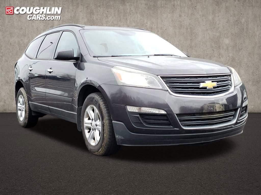 Used 2013 Chevrolet Traverse LS image 1
