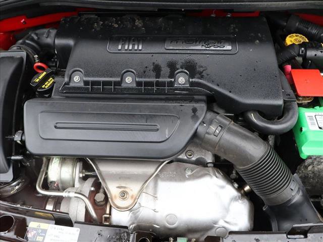 Used 2013 FIAT 500 Turbo w/ Comfort/Convenience Group FWD image 29