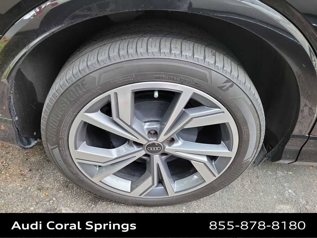 Used 2023 Audi Q4 e-tron Premium Plus w/ Premium Plus AWD/4WD image 21