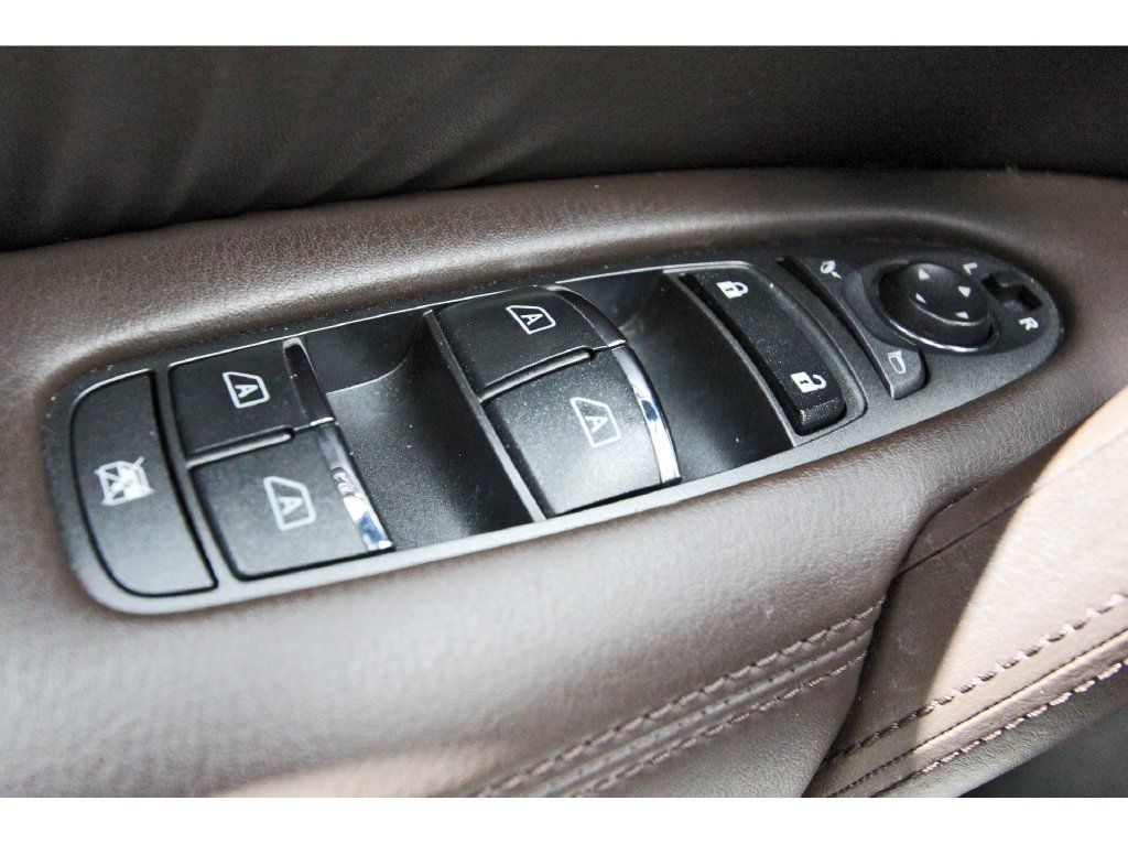 Used 2021 Nissan Armada Platinum w/ Captain's Chairs Package RWD image 22