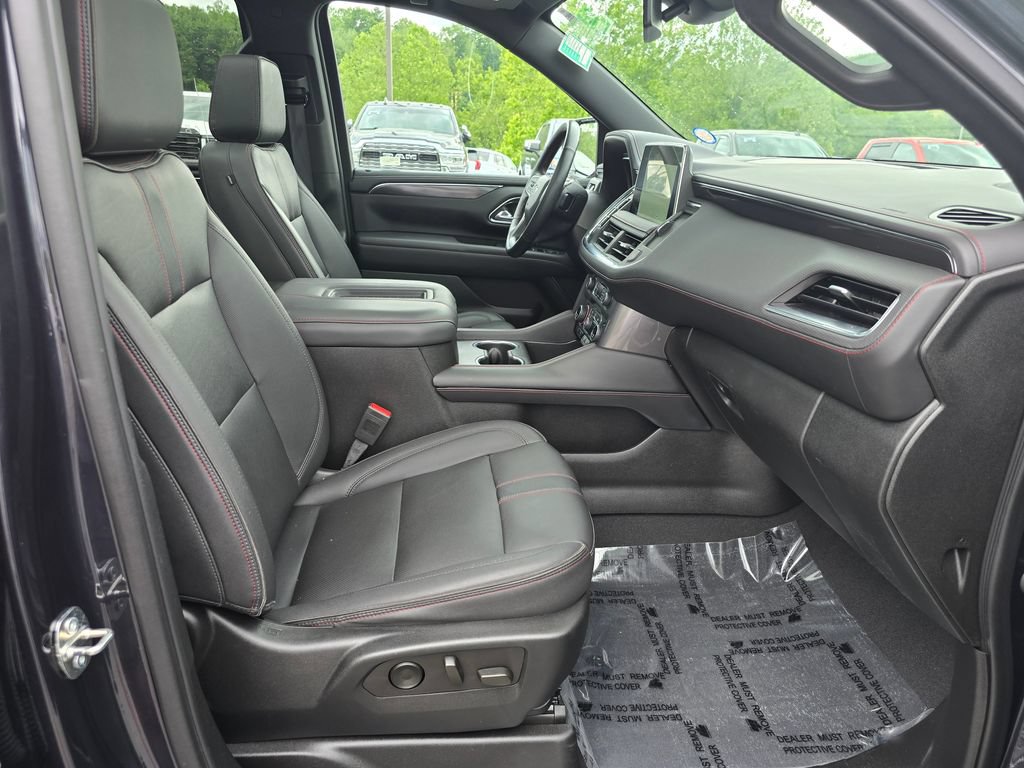 Certified 2023 Chevrolet Tahoe RST w/ Luxury Package AWD/4WD image 32