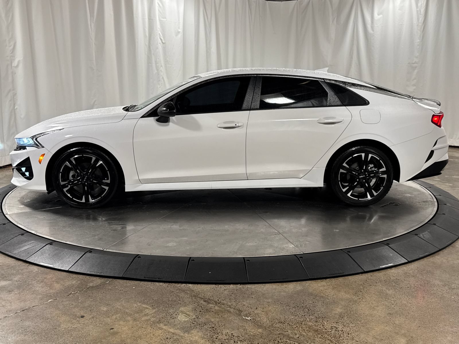 Certified 2023 Kia K5 GT-Line w/ GT-Line Premium Package FWD image 8