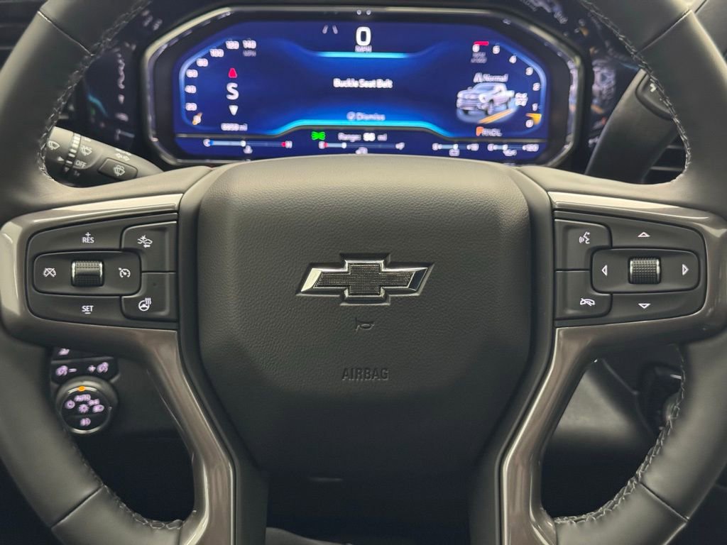 Used 2025 Chevrolet Silverado 2500 High Country w/ Technology Package AWD/4WD image 23