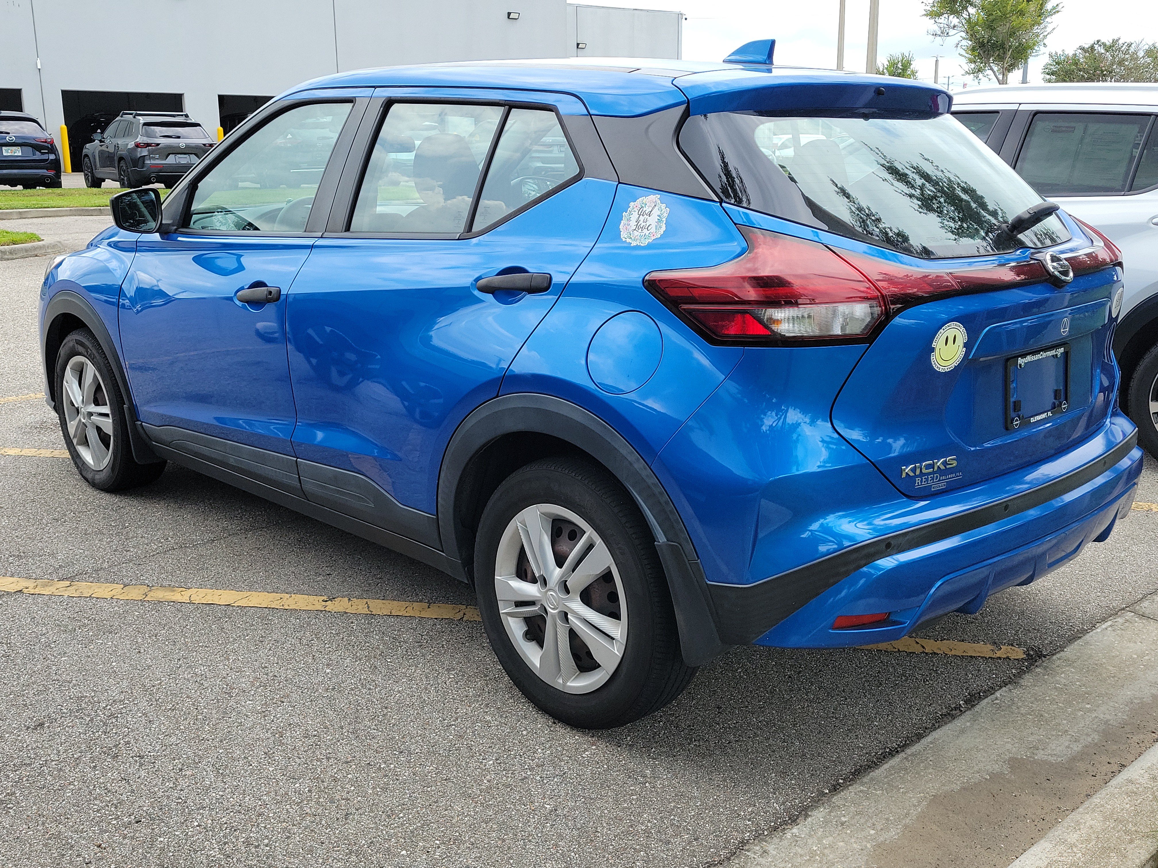 Certified 2021 Nissan Kicks S FWD image 4