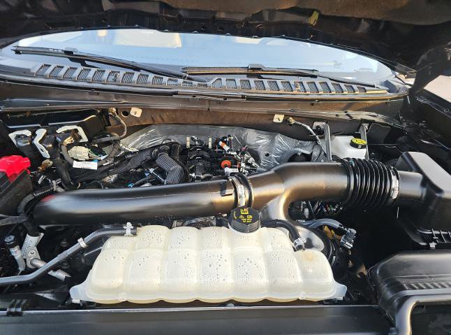 Used 2025 Ford Expedition Max Platinum image 8