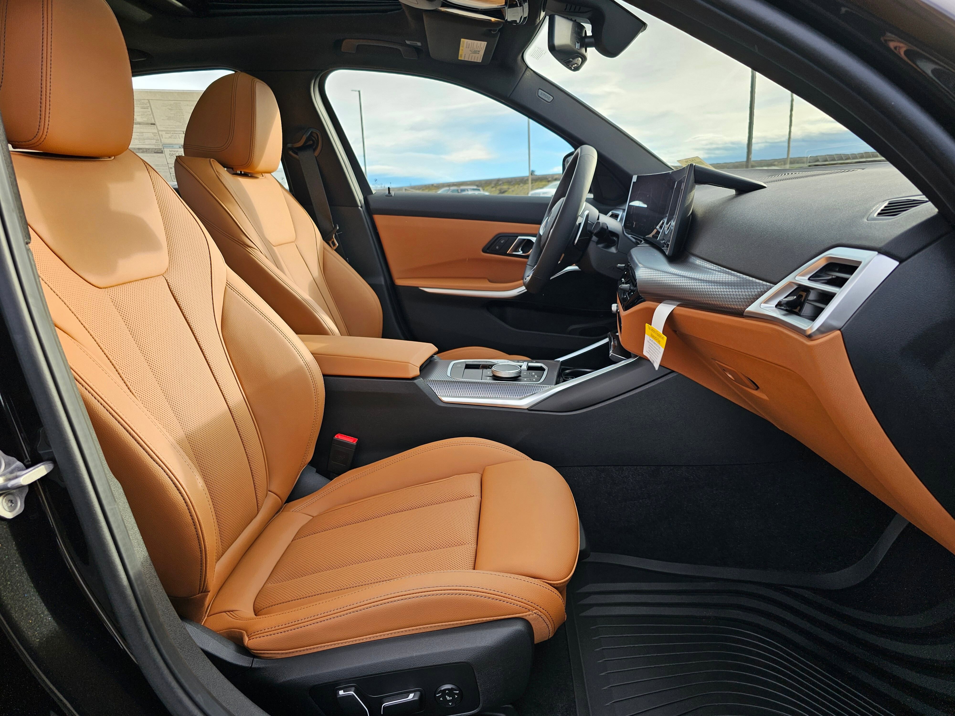 New 2026 BMW 330i xDrive Sedan w/ M Sport Package image 15