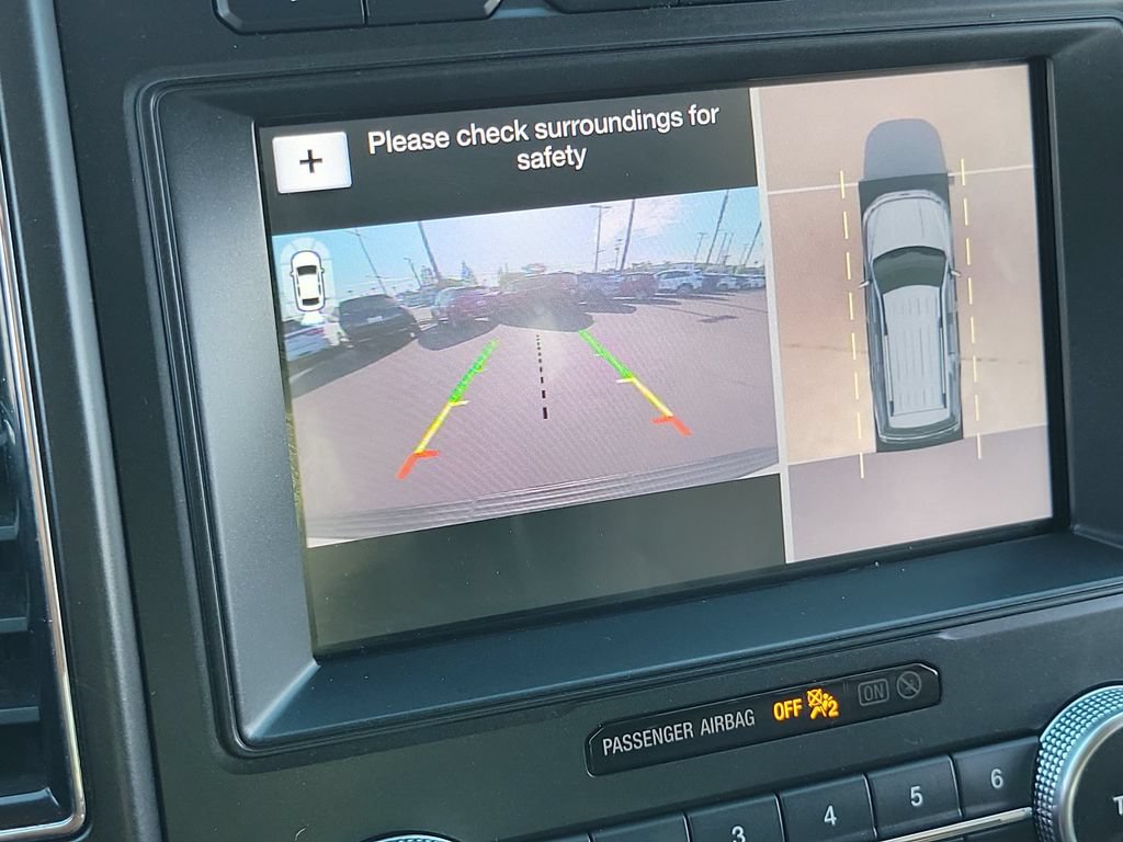 Used 2019 Ford Expedition Limited w/ Equipment Group 302A AWD/4WD image 11