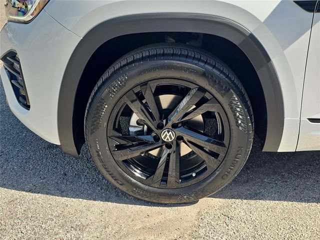New 2026 Volkswagen Atlas Cross Sport SEL R-Line AWD/4WD image 11