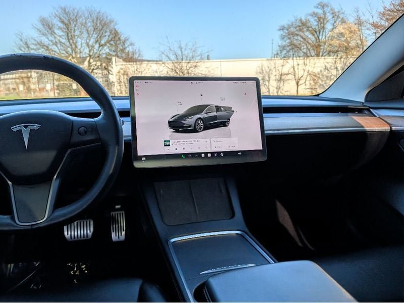 Used 2022 Tesla Model 3 Long Range image 18