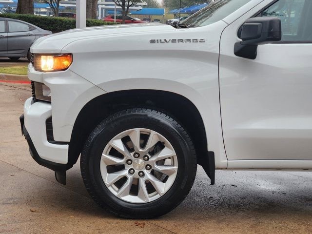 Used 2020 Chevrolet Silverado 1500 Custom w/ Custom Value Package image 15
