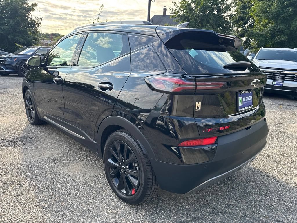 Used 2023 Chevrolet Bolt EUV Premier w/ Sun & Sound Package FWD image 36