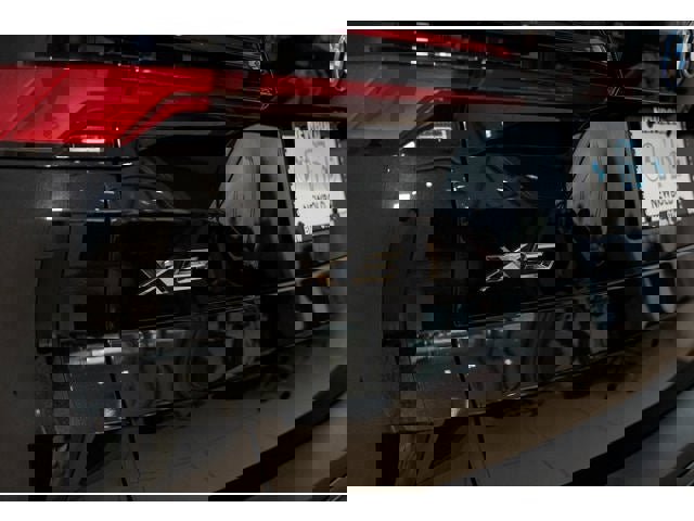 New 2026 BMW X5 xDrive50e w/ Premium Package image 51
