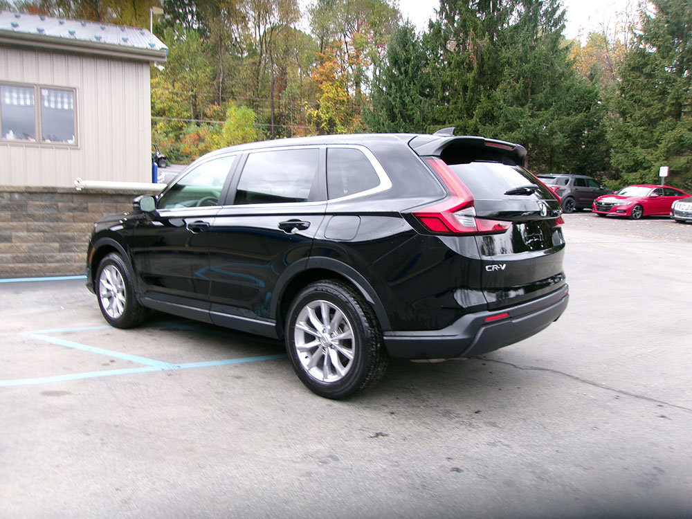 Used 2025 Honda CR-V EX image 4