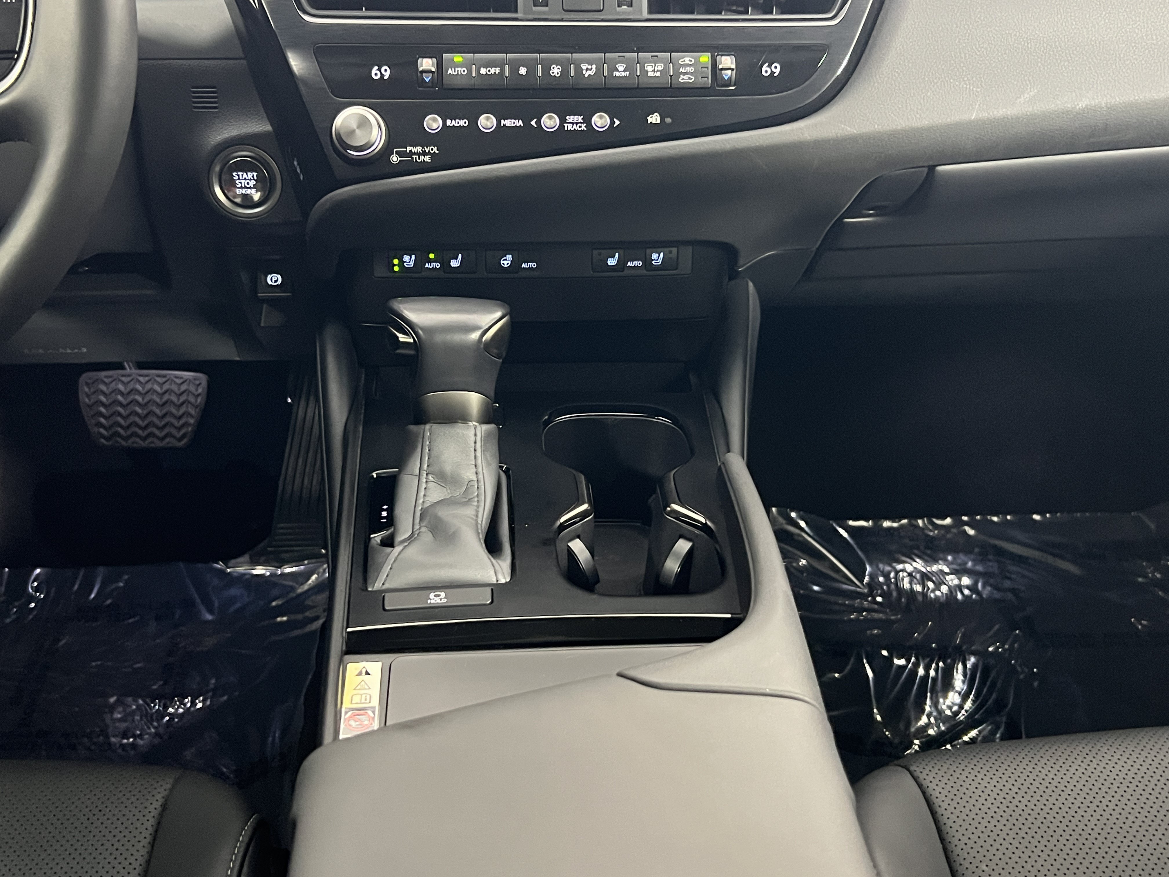 Used 2023 Lexus ES 350 w/ Premium Package FWD image 18