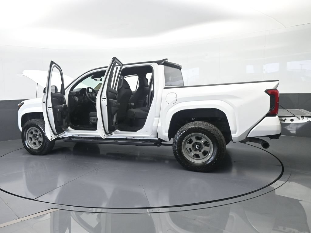 Used 2025 Toyota Tacoma SR5 AWD/4WD image 72