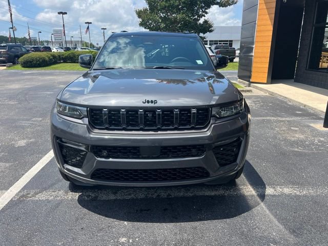 New 2026 Jeep Grand Cherokee Limited AWD/4WD image 3