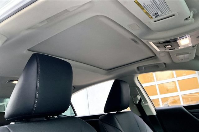 Certified 2022 Lexus ES 350 w/ Premium Package FWD image 27