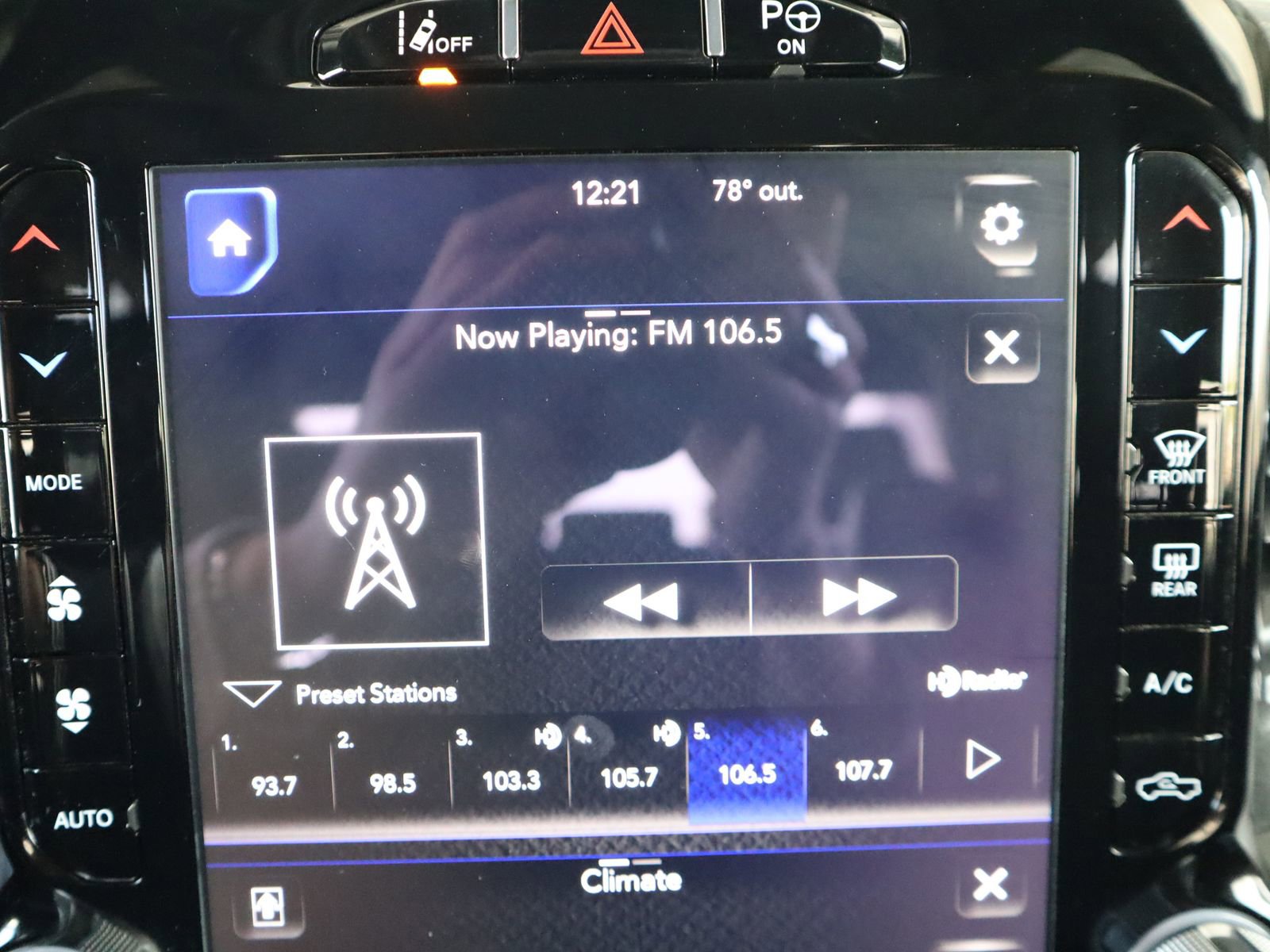 Used 2019 RAM 1500 Limited AWD/4WD image 39