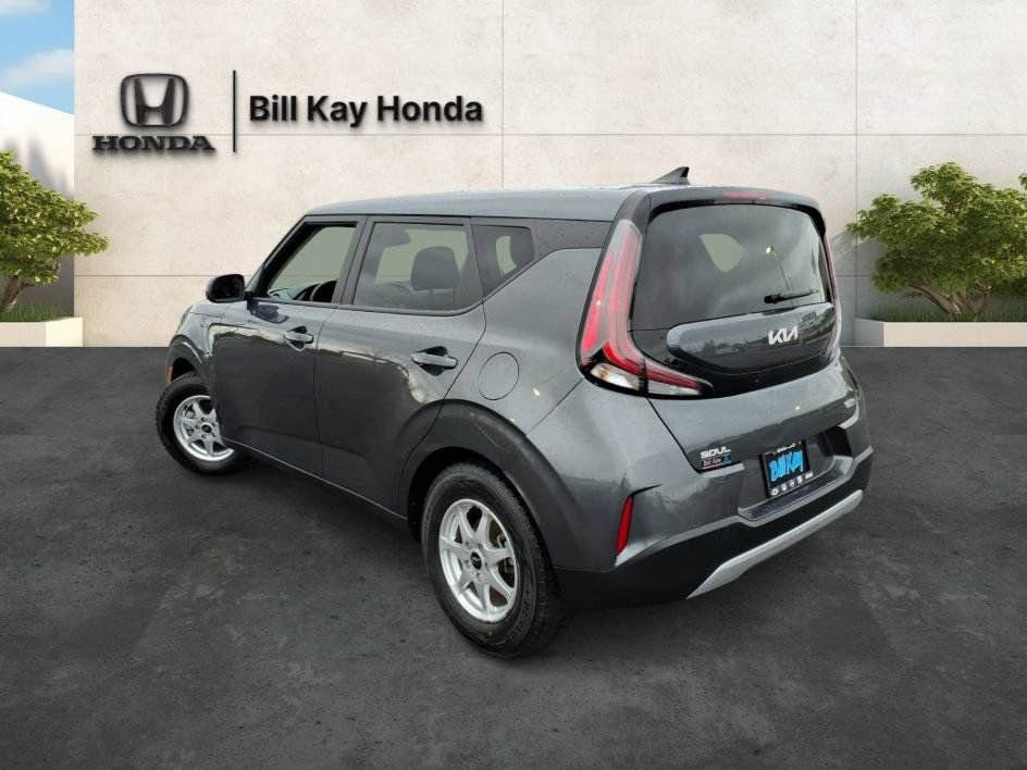 Used 2023 Kia Soul EX image 6