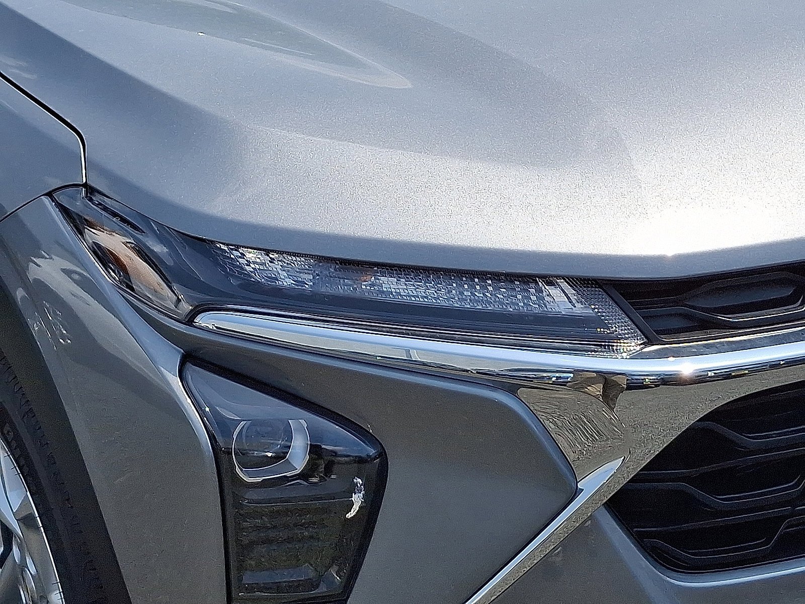 New 2026 Chevrolet Trax LS w/ LS Convenience Package image 3