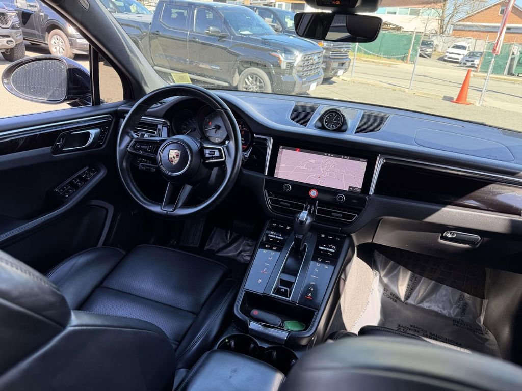 Used 2022 Porsche Macan S image 17