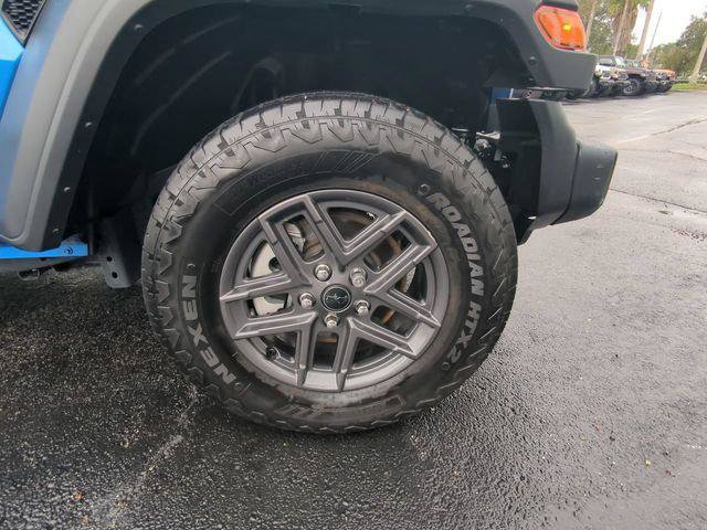 Certified 2025 Jeep Wrangler Unlimited Sport AWD/4WD image 11